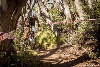 Team 4SHAW racing at Mt Buller in the National Series 2014. Pic by The Roost.